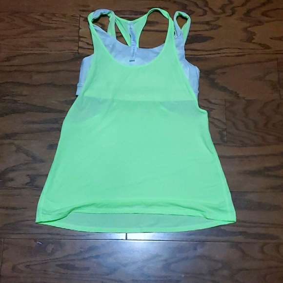 Lululemon tank top
